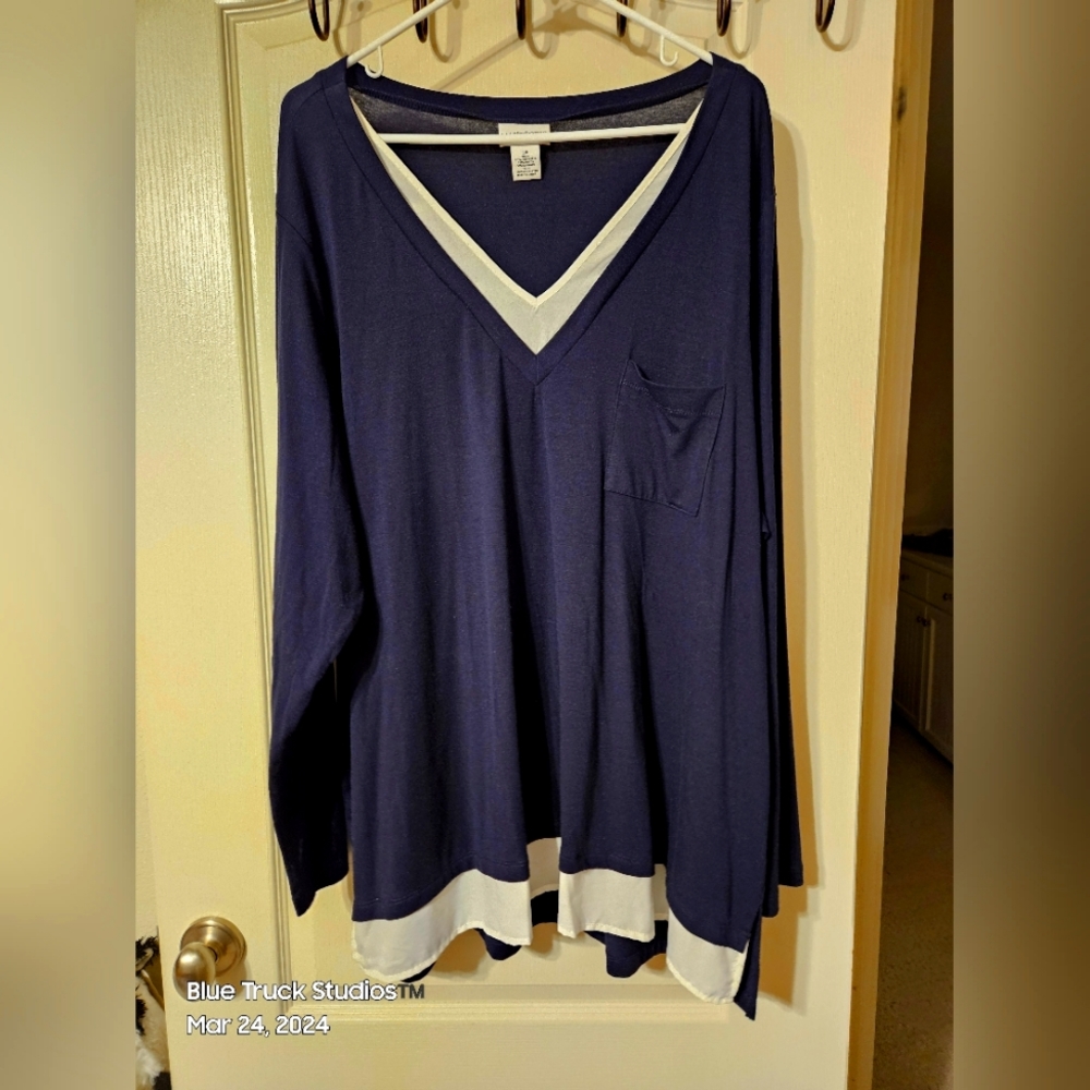 Liz Claiborne Long Sleeve Top Vneck Blue White Trim Plus Size 3X